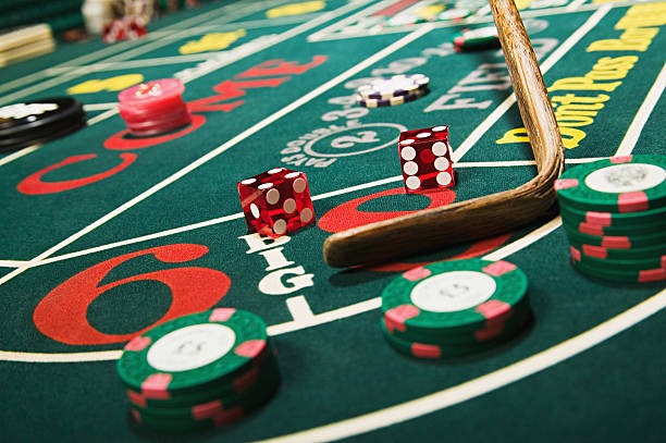 kel sdy Allbet live-dealer studio with professional dealers and HD camera setup